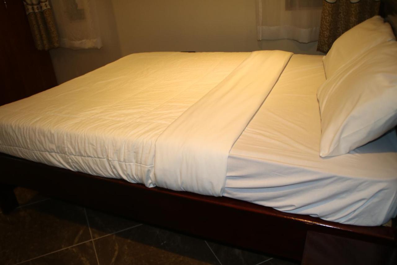 Acactus Hotel Kampala Zewnętrze zdjęcie