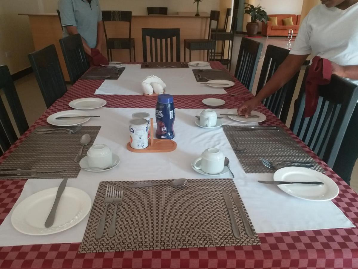Acactus Hotel Kampala Zewnętrze zdjęcie