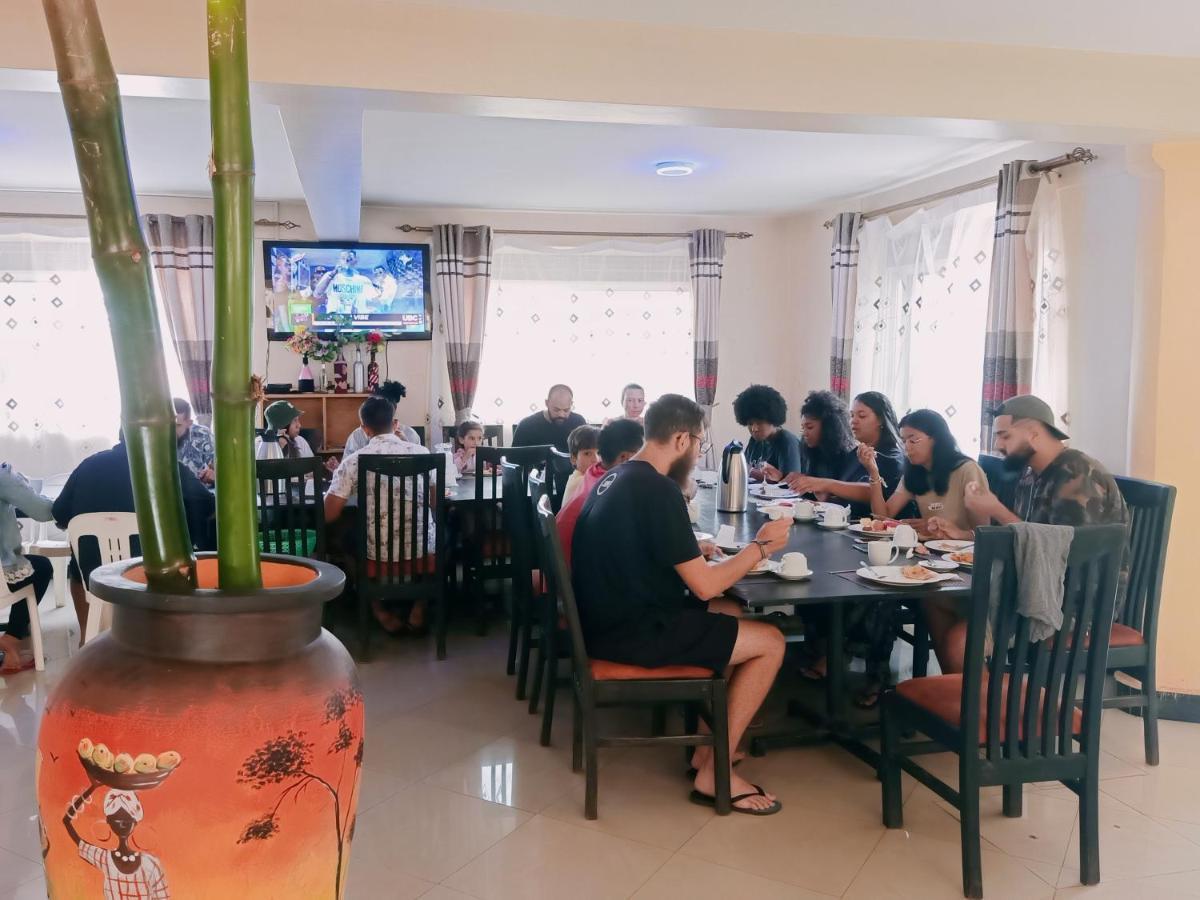 Acactus Hotel Kampala Zewnętrze zdjęcie